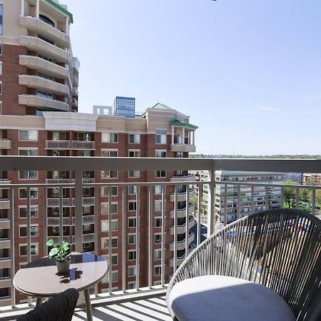 Bright Apartment Walk To Ballston Metro أرلنغتون المظهر الخارجي الصورة