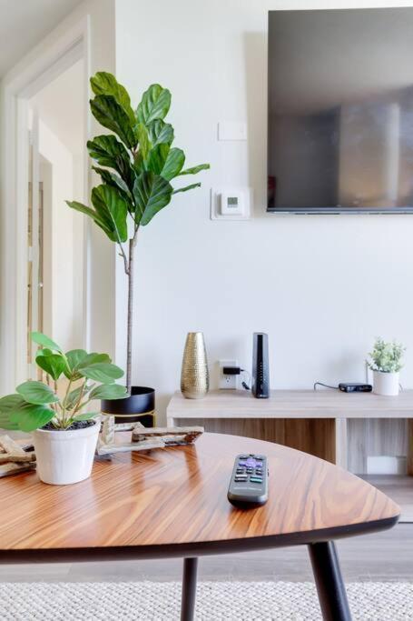 Bright Apartment Walk To Ballston Metro أرلنغتون المظهر الخارجي الصورة