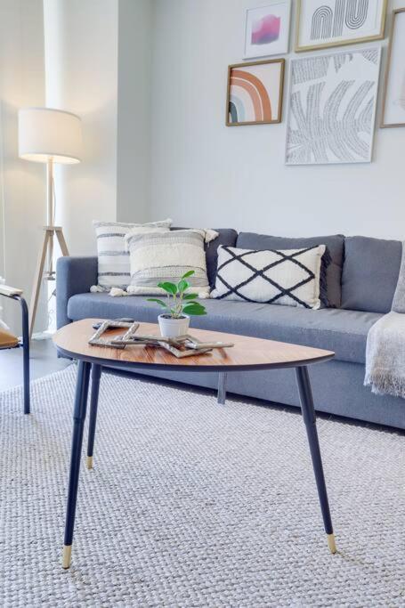 Bright Apartment Walk To Ballston Metro أرلنغتون المظهر الخارجي الصورة