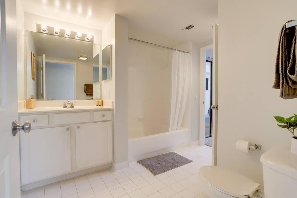 Bright Apartment Walk To Ballston Metro أرلنغتون المظهر الخارجي الصورة